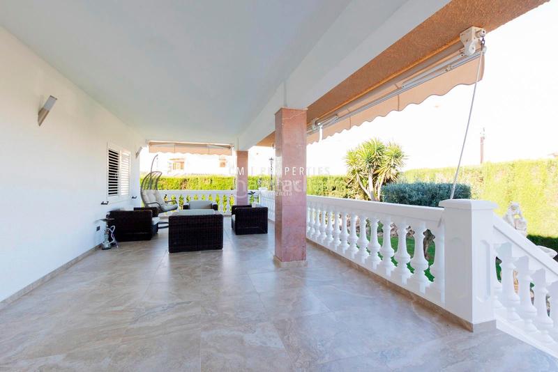 Foto 7559af30-e9d1-414d-81ae-22c78d38d694. Chalet mit heizung parking pool in Entrepinos Eliana (l´)