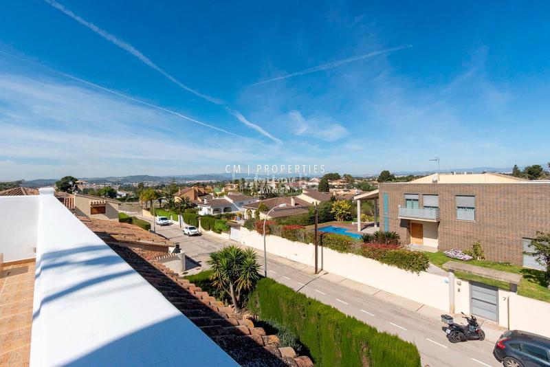 Foto 7f103d26-0a70-4383-b6ff-7171537969ca. Chalet mit heizung parking pool in Entrepinos Eliana (l´)