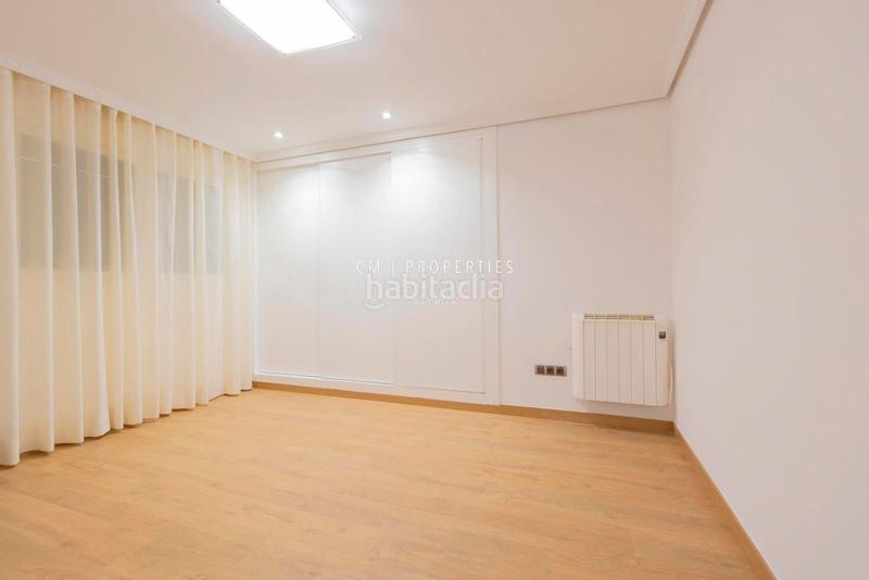 Foto 8f1f7b12-3c31-4a85-8edb-ad6a26cd6309. Chalet mit heizung parking pool in Entrepinos Eliana (l´)