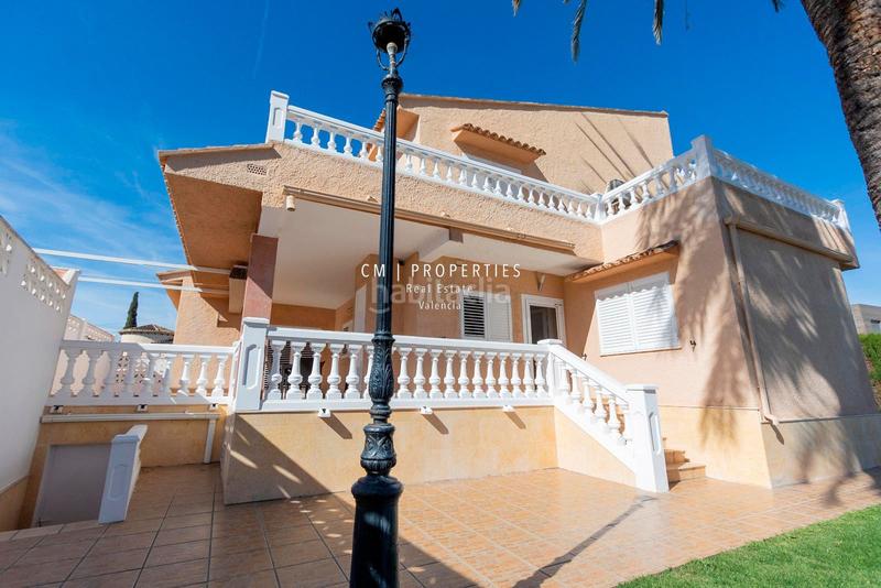 Foto d94c8162-6ab9-4358-8b54-9a8118c55f8a. Chalet mit heizung parking pool in Entrepinos Eliana (l´)