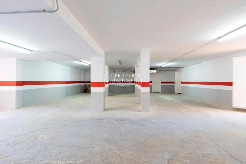 Foto f57191ec-02f5-4b5e-9dd2-a1239f0b5533. Chalet mit heizung parking pool in Entrepinos Eliana (l´)