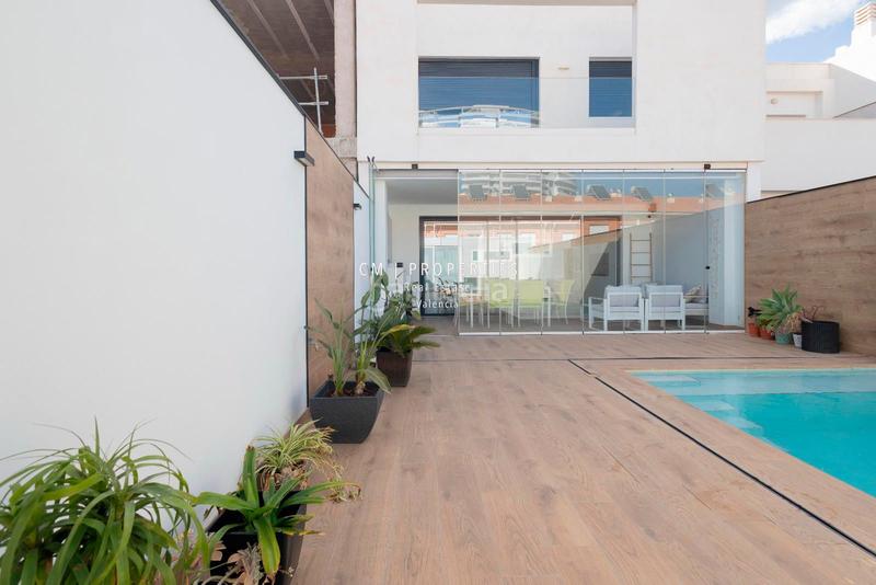 Foto 5f3c1ec6-faef-43a7-aeb7-b67f61d71a34. Chalet with heating parking pool in Canet d´en Berenguer