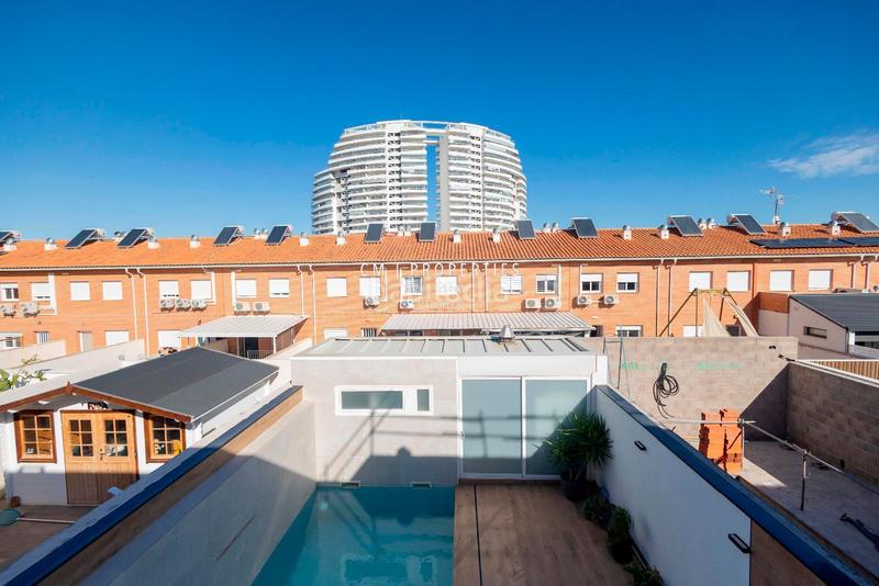 Foto 7c2047f2-899d-483e-8514-45e1d43ceae8. Chalet with heating parking pool in Canet d´en Berenguer