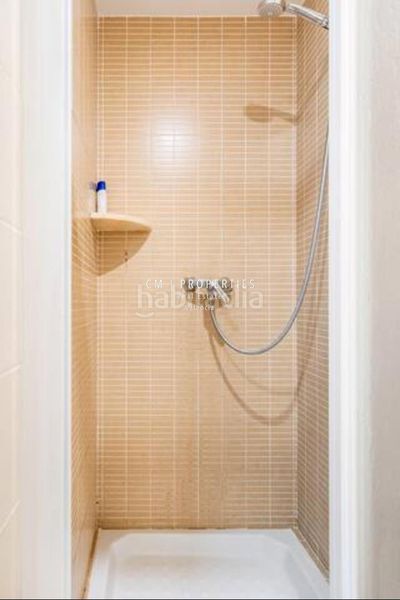 Foto 829d933b-2174-485f-880d-fd678a886245. Lloguer xalet amb calefacció aparcament piscina a Riba - roja de Túria