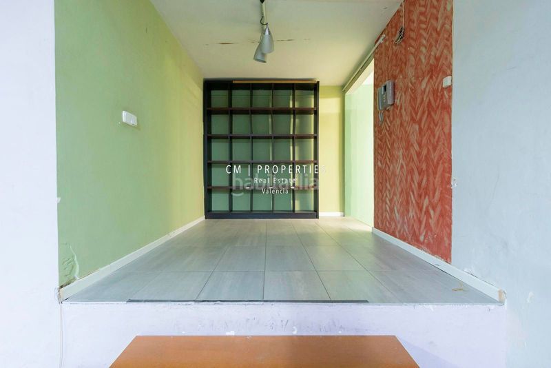 Foto b6f7d718-11fa-4d7e-ad12-30dbf5577119. Local comercial a Russafa Valencia