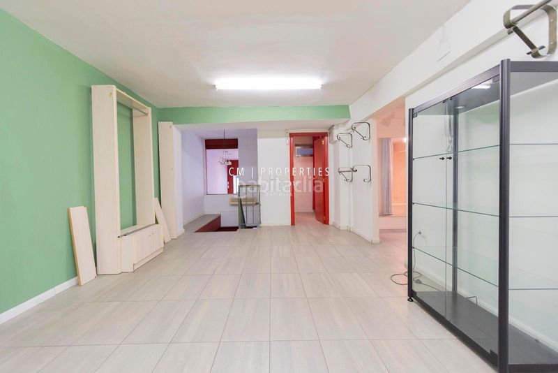Foto fde97f51-2763-47a2-b5da-7d8a6a8d7af7. Local comercial a Russafa Valencia