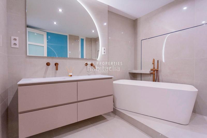 Foto 1c656783-59a1-413c-9910-6fc9b424d510. Piso  de lujo en venta de 5 habitaciones en gran vía marques del turia en Valencia