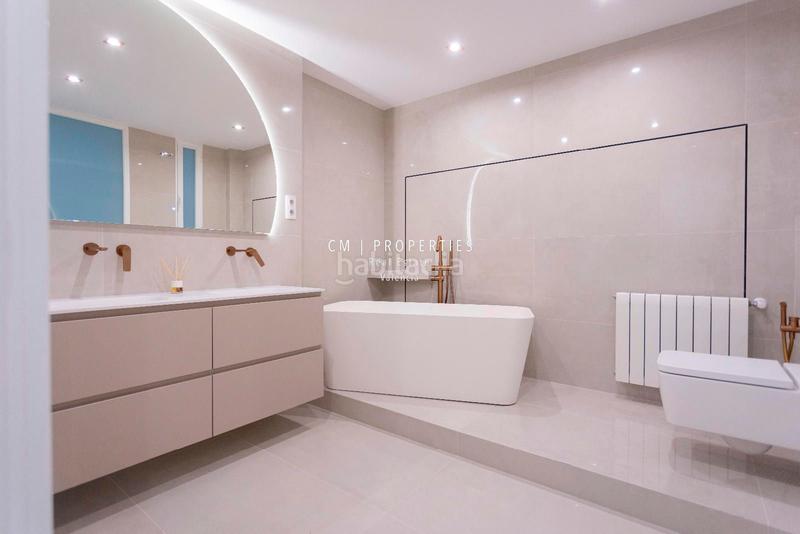 Foto 4bddbe2e-1e96-424c-b8cd-d1d928abc7c7. Piso  de lujo en venta de 5 habitaciones en gran vía marques del turia en Valencia