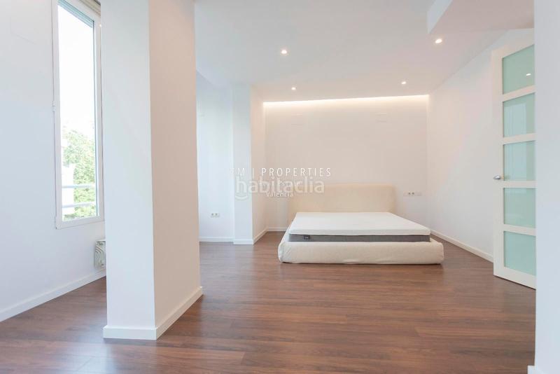 Foto 7cb752d4-f105-48ad-bdb7-418d80c8b359. Piso  de lujo en venta de 5 habitaciones en gran vía marques del turia en Valencia