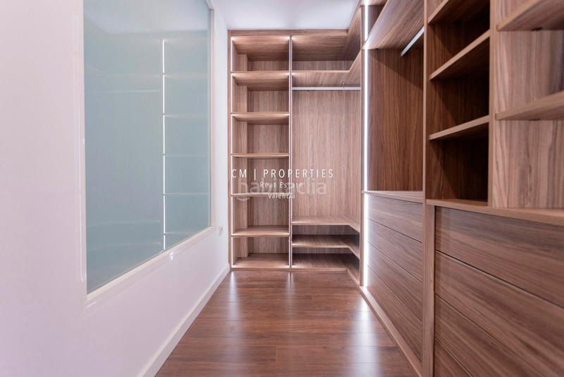 Foto 917f8f6a-047f-494c-8536-2863eebe4b94. Piso  de lujo en venta de 5 habitaciones en gran vía marques del turia en Valencia