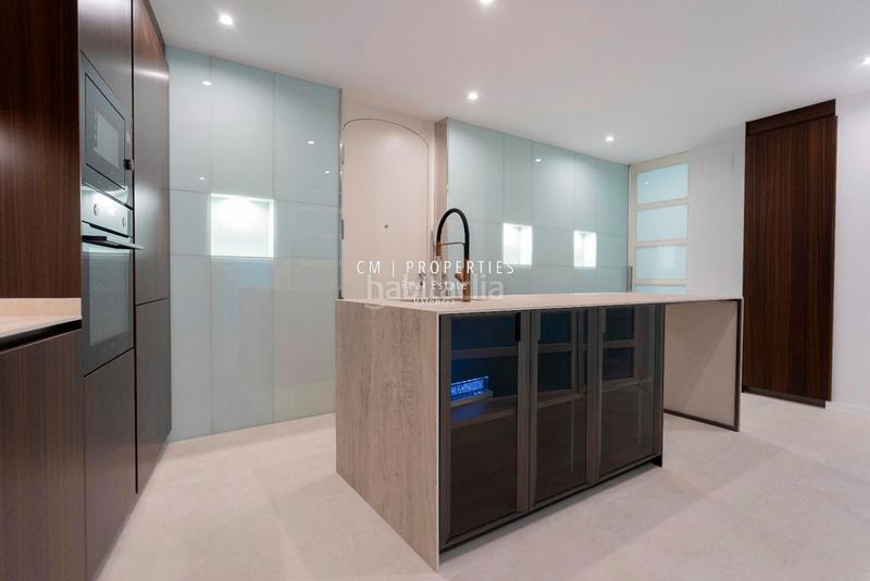 Foto a657c25f-5412-4eeb-9c1f-2cf5cd348a82. Piso  de lujo en venta de 5 habitaciones en gran vía marques del turia en Valencia