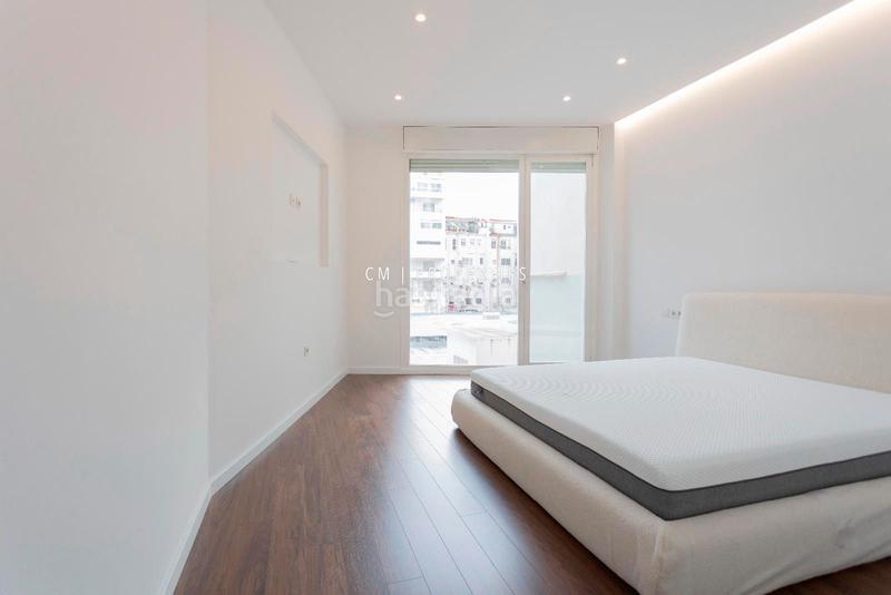 Foto b5875669-7a13-4847-8152-ad3ec03afe80. Piso  de lujo en venta de 5 habitaciones en gran vía marques del turia en Valencia