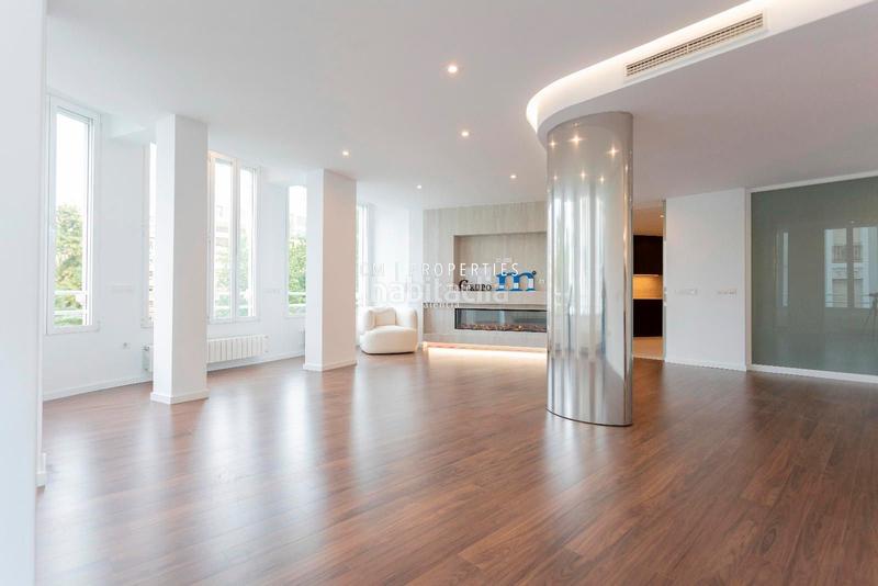 Foto b8f885cd-b7a5-4512-bf34-fa5a7148cf8f. Piso  de lujo en venta de 5 habitaciones en gran vía marques del turia en Valencia