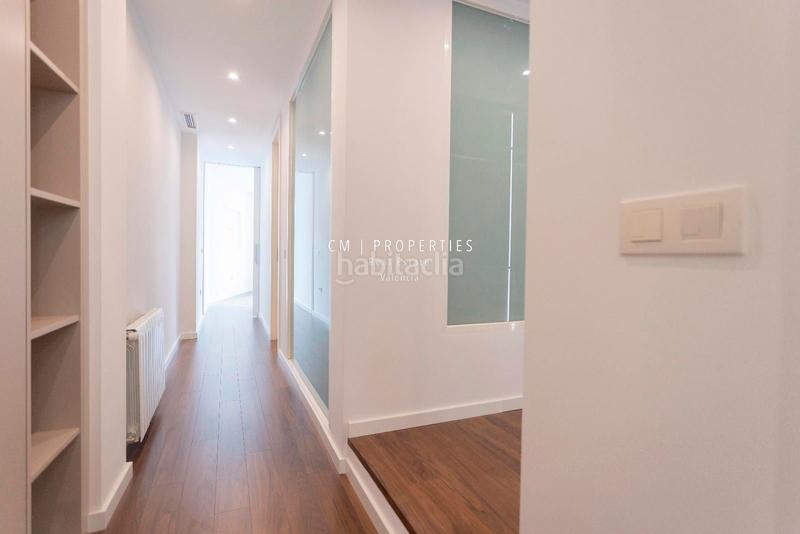 Foto c94dd2cc-abc9-4fe5-a301-e3947cc7b9d9. Piso  de lujo en venta de 5 habitaciones en gran vía marques del turia en Valencia