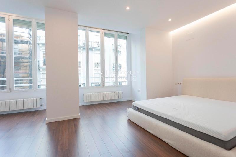 Foto e0517ee6-e979-40a0-9edd-aff1b2560b22. Piso  de lujo en venta de 5 habitaciones en gran vía marques del turia en Valencia