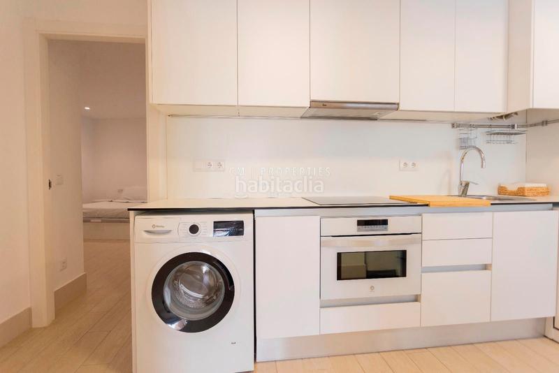 Foto 5e6d21f9-4679-4809-94f5-99bdd38ce3d1. Alquiler ático atico de dos habitaciones y dos baños con terraza en alquiler. en Valencia