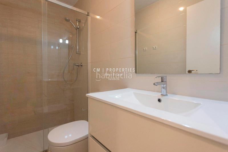 Foto 65eb7b09-09c5-4114-98e7-292de2708ae5. Alquiler ático atico de dos habitaciones y dos baños con terraza en alquiler. en Valencia