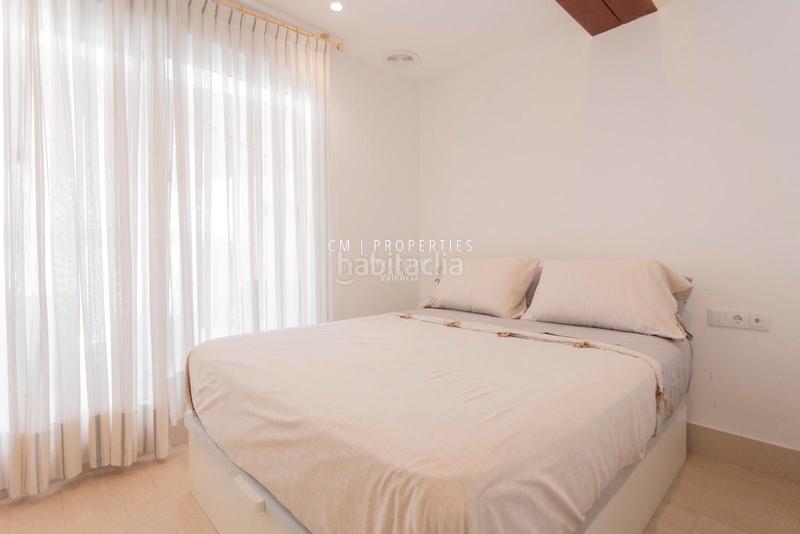 Foto 69ef7f99-a175-4de3-8872-cd27b23836ff. Alquiler ático atico de dos habitaciones y dos baños con terraza en alquiler. en Valencia