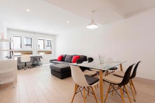 Lloguer Pis  Transits. Alquiler de apartamento de  dos habitaciones en san francesc