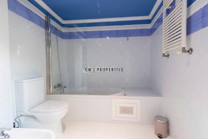 Foto 472fc3f8-f5a0-4aaf-94ef-c211f9456428. Rent penthouse with pool in La Xerea Valencia