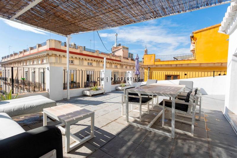 Foto 615e971e-b6f5-49df-8c08-bae9ffba98e5. Rent penthouse with pool in La Xerea Valencia