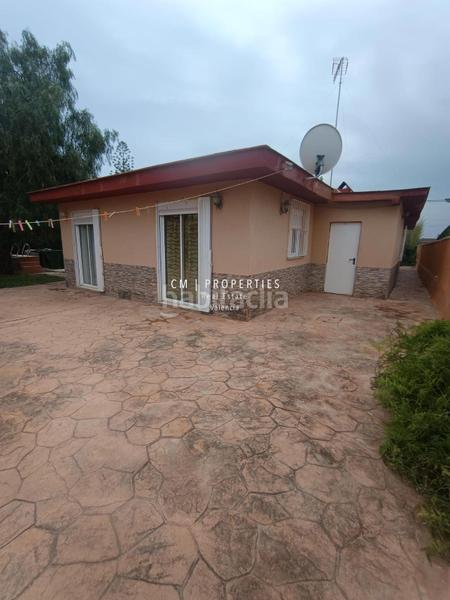 Foto 4da4c9e4-e5cb-4a06-a4cb-00b6a1a77325. Chalet avec chauffage parking piscine dans Urbanizaciones Llíria