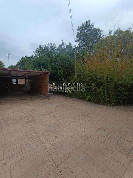 Foto bd777eac-abb9-4524-81bf-5cb1a0cc86f8. Chalet avec chauffage parking piscine dans Urbanizaciones Llíria