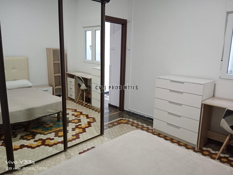 Foto f2a7d09d-18fd-4526-9346-1ce456d2d481. Miete etagenwohnung in Albors Valencia