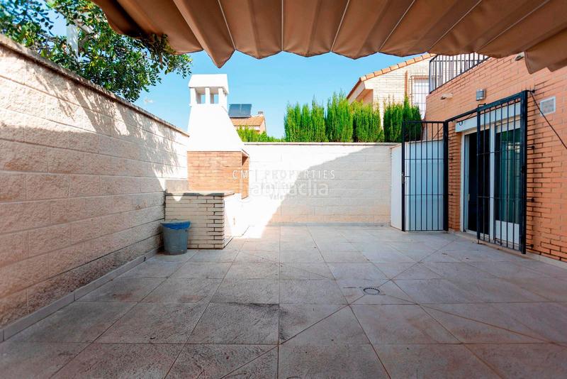 Foto 07b641dc-7c65-4225-aad9-9a00f818d350. Semi detached house with heating parking pool in Camí de Paterna-Lloma del Calderer Bétera