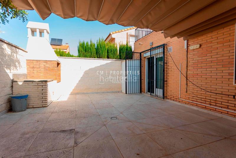 Foto 627ed55a-9a8a-4197-97b3-94ee06b0b625. Semi detached house with heating parking pool in Camí de Paterna-Lloma del Calderer Bétera