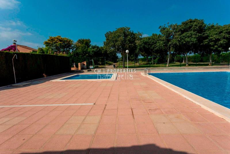 Foto cda3551a-b30e-4076-a3aa-1ef4dea64625. Semi detached house with heating parking pool in Camí de Paterna-Lloma del Calderer Bétera