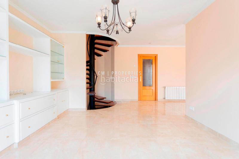 Foto df1b0095-046e-463a-b7f8-8e6bf244a2db. Semi detached house with heating parking pool in Camí de Paterna-Lloma del Calderer Bétera