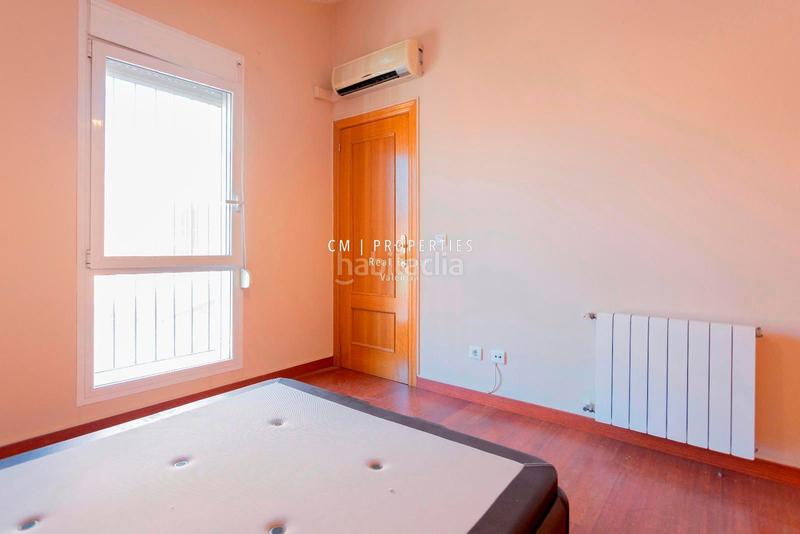 Foto e0c9af89-60f1-45dc-adb5-54a98f9a714a. Semi detached house with heating parking pool in Camí de Paterna-Lloma del Calderer Bétera