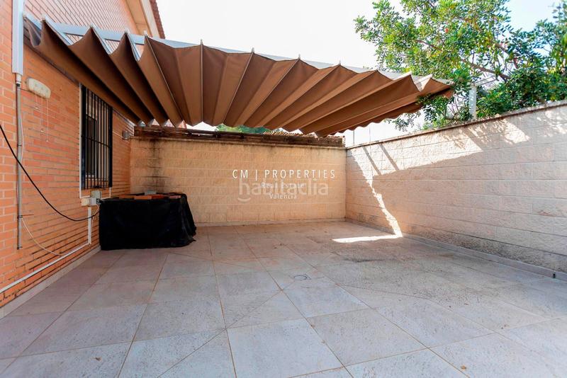 Foto fa82d1f9-510f-4fbf-a97f-7b9061b329f8. Semi detached house with heating parking pool in Camí de Paterna-Lloma del Calderer Bétera