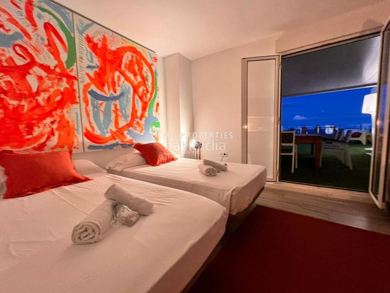 Foto 3b0def2c-282b-4b84-b35f-8ba0105da6a9. Chalet casa independiente a cincuenta metros de la playa en Valencia