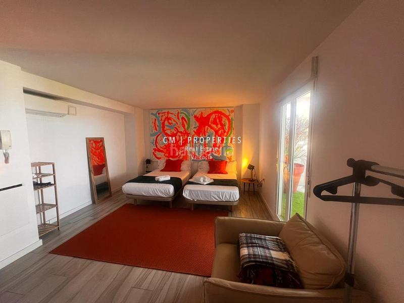 Foto 93d89812-e4b3-45cb-8c05-252833c4b440. Chalet casa independiente a cincuenta metros de la playa en Valencia