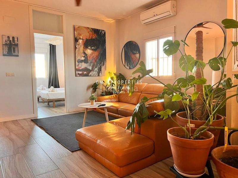 Foto c42b91bd-3d83-43ca-8eb7-76850aabe416. Chalet casa independiente a cincuenta metros de la playa en Valencia