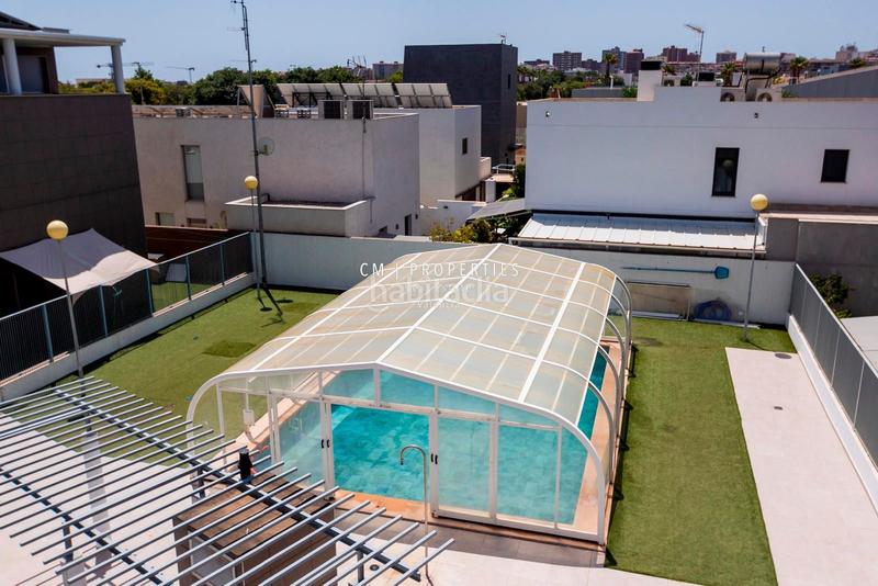 Foto ad27b666-f459-4070-904e-056b6e402a9b. Chalet con riscaldamento parcheggio piscina in Pau Lledó Castellón de la Plana