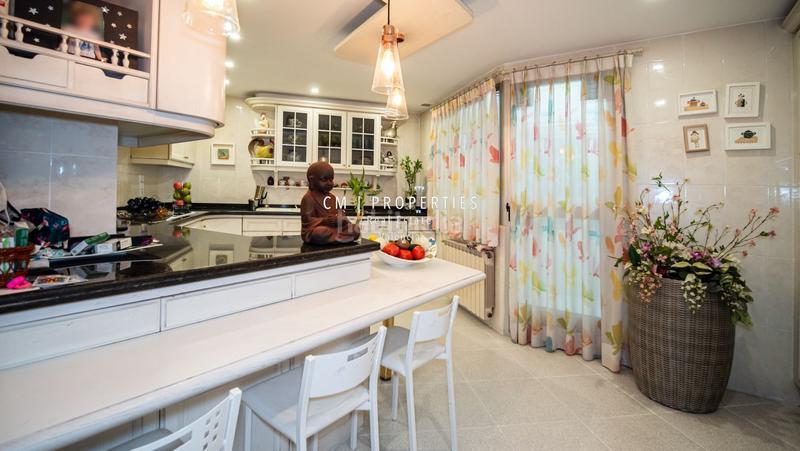 Foto 1e147bb3-1fbf-4541-9cf5-01b1a17c8e5e. Pis amb calefacció piscina a Arrancapins Valencia