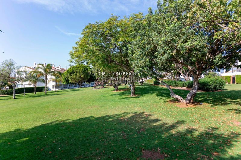 Foto 88f94d97-508a-4850-80cd-b521b4d2fdd8. Rent flat with heating parking pool in Alfinach - Monasterios Puçol