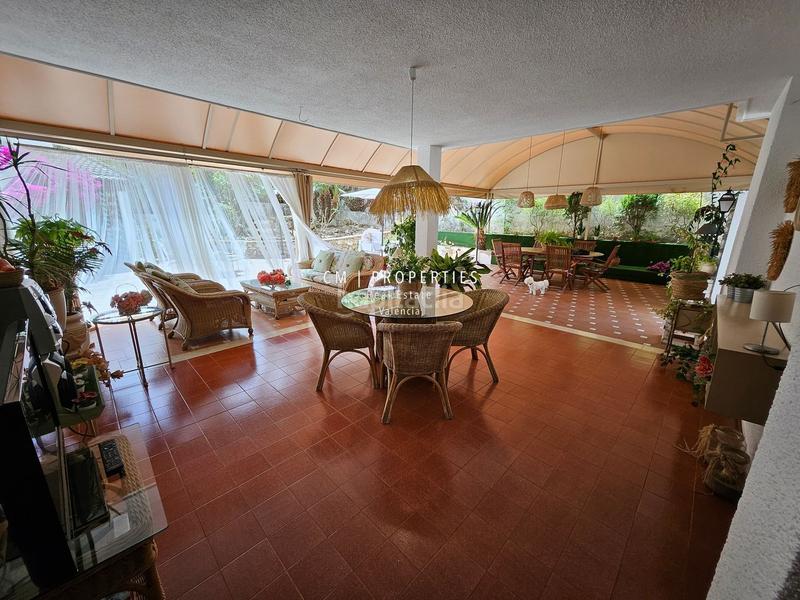 Foto 24f53500-4dc1-488f-bc7e-f4cc2e560b32. Casa con riscaldamento parcheggio piscina in Urbanitzacions i Pedanies Nord Alzira