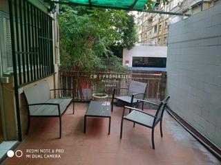 Lloguer Pis  Avenida del cid. Piso de tres habitaciones dos baños y terraza amplia
