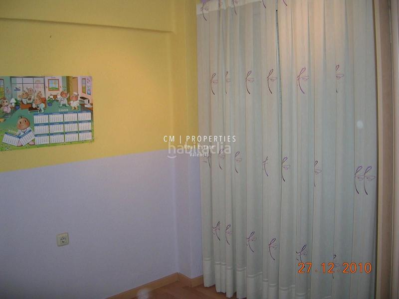 Foto da3f8595-4eb3-4b38-9293-1718de10d76a. Alquiler piso  de tres dormitorios, terraza y dos baños completos en Valencia