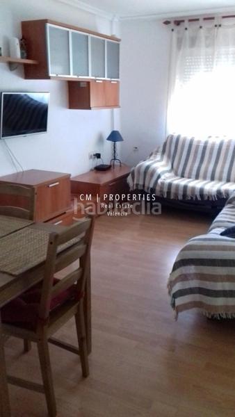 Foto df248371-213e-4c82-b464-83835040b0fa. Alquiler piso  de tres dormitorios, terraza y dos baños completos en Valencia
