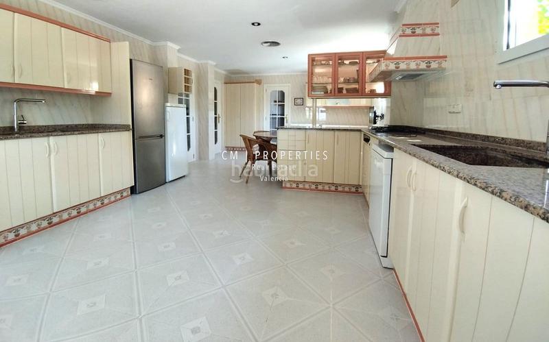 Foto f8a1ae1d-74f8-4bd7-852f-d7d67c710e64. House with heating parking pool in Centro Bétera