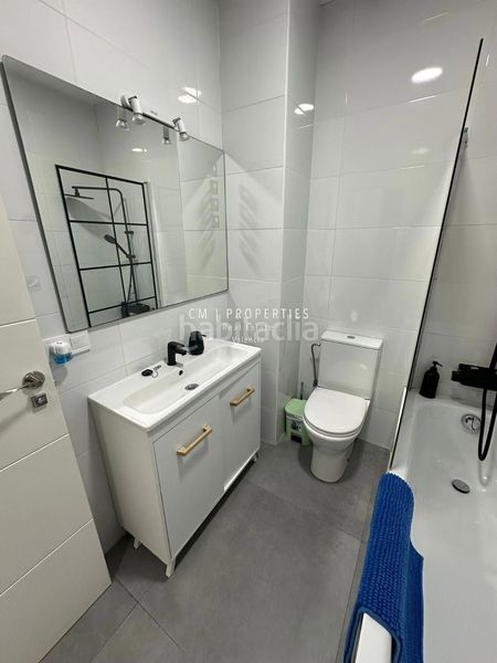 Foto 36e4a5fe-2589-4002-b6b9-3357e873cdc2. Lloguer pis amb calefacció a Russafa Valencia