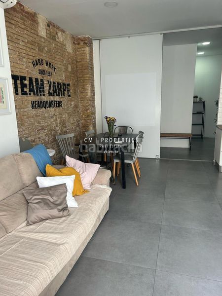 Foto b3c4e658-c946-4db8-a36b-2d74f3316875. Lloguer pis amb calefacció a Russafa Valencia