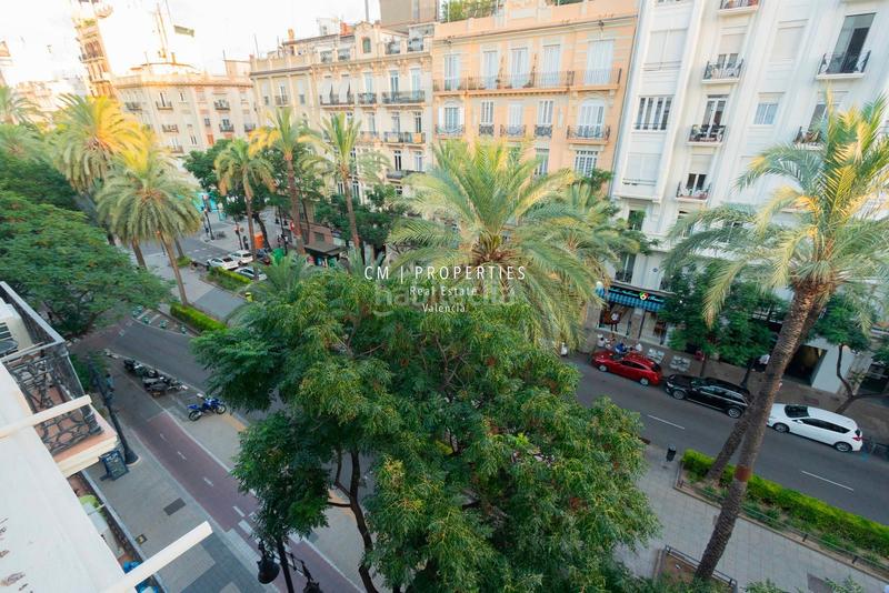 Foto e5be39fb-049f-44d3-b650-e400924c8431. Alquiler ático piso en alquiler en reino en Gran Via Valencia
