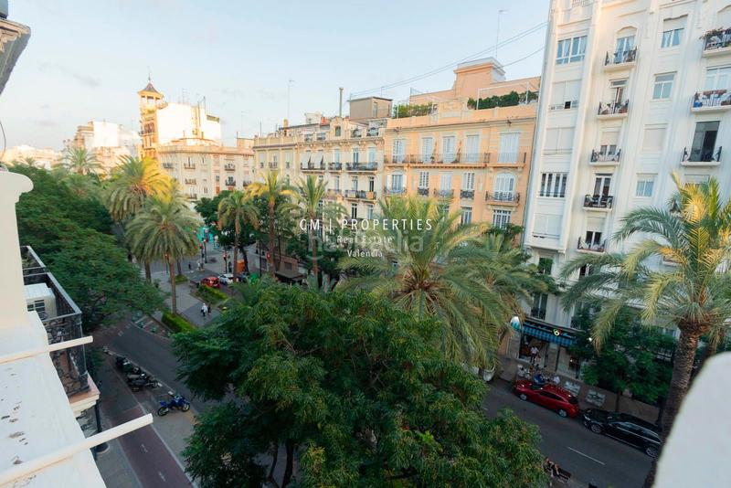 Foto 414ef609-5f09-4cc1-b720-4ea73b3e257e. Lloguer àtic amb calefacció a Gran Via Valencia