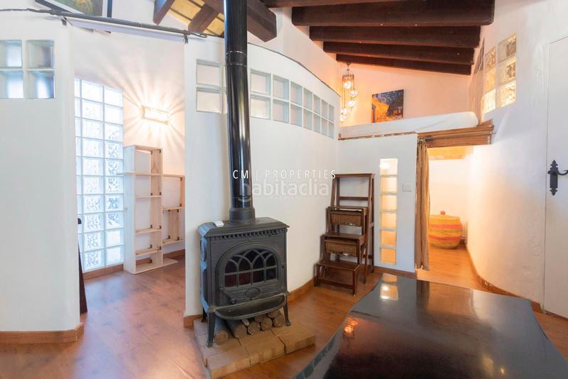 Foto 1215c58f-6b18-4875-8279-db8317f9d280. Rent penthouse with heating in Gran Via Valencia